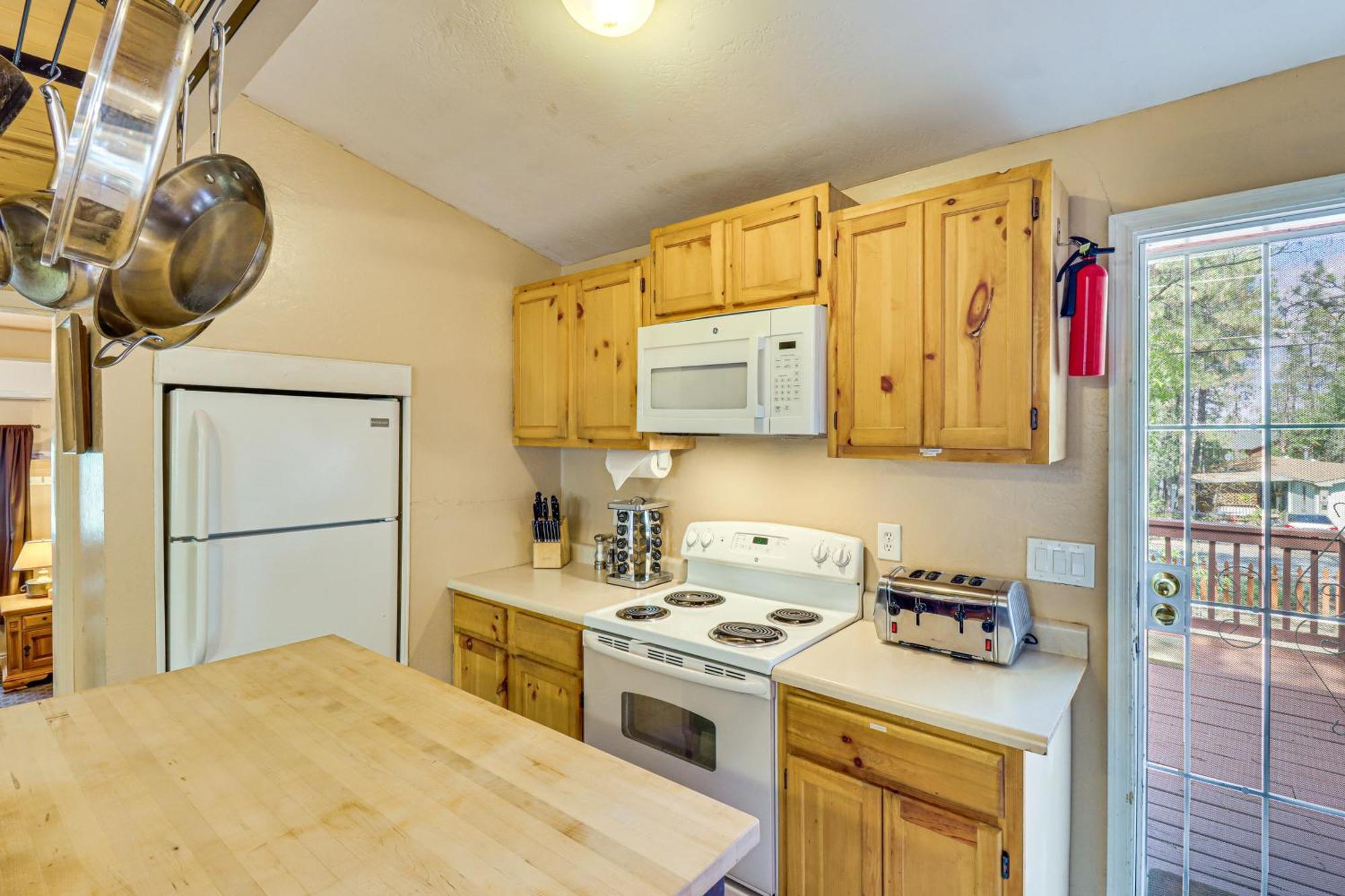 Cozy Lakeside Escape With Deck 4 Mi To Rainbow Lake Pinetop-Lakeside Εξωτερικό φωτογραφία